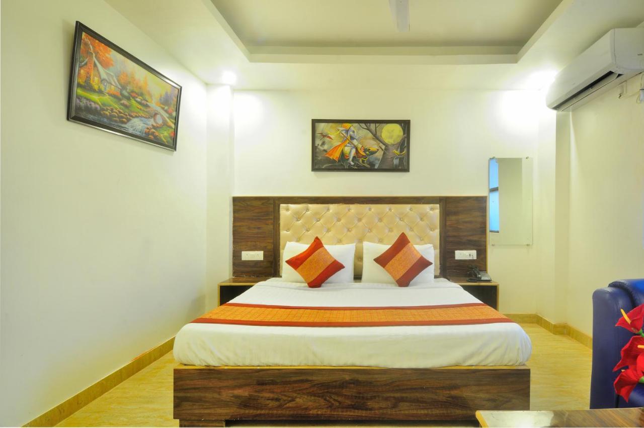 Hotel Noida Delight Exterior photo